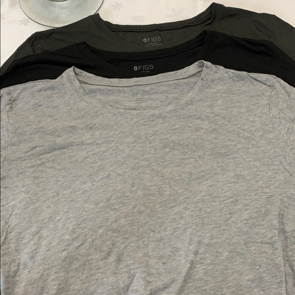 Set of 3 FIGS long sleeve tees